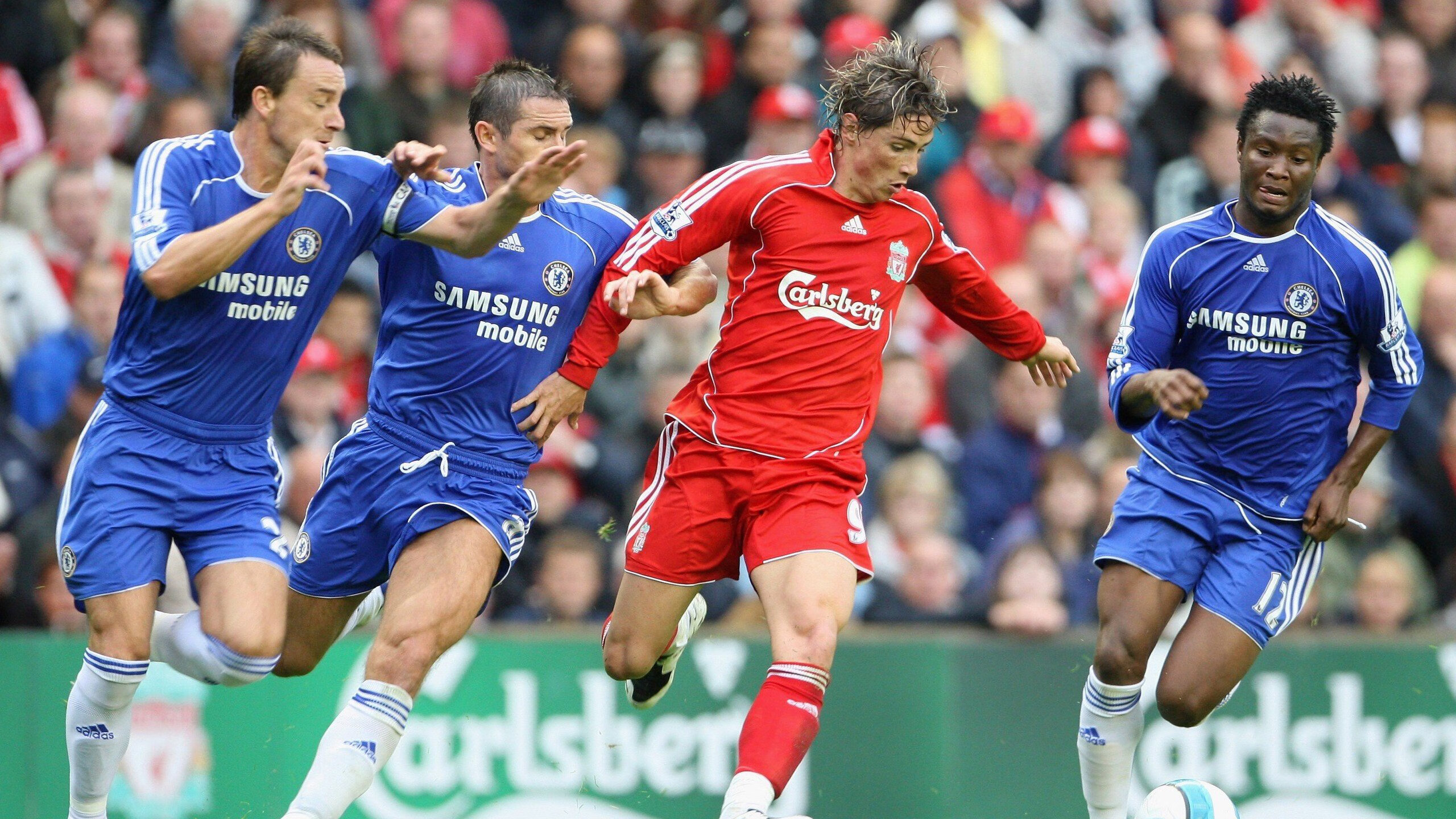 莱谢恩·卡萨斯完美入水引发观众喝彩，莱卡斯昂